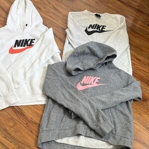 Nike Girls (L) Hoodies Bundle